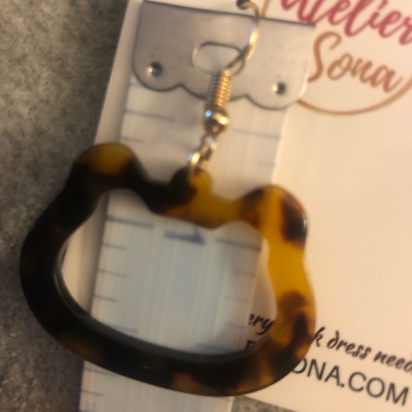 Cat😻 Earrings - Picture 6 of 6